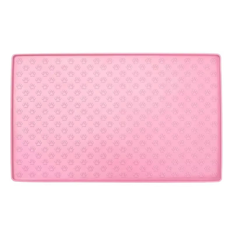 The SplashGuard™: Alfombrilla de Comida Antideslizante y Premium