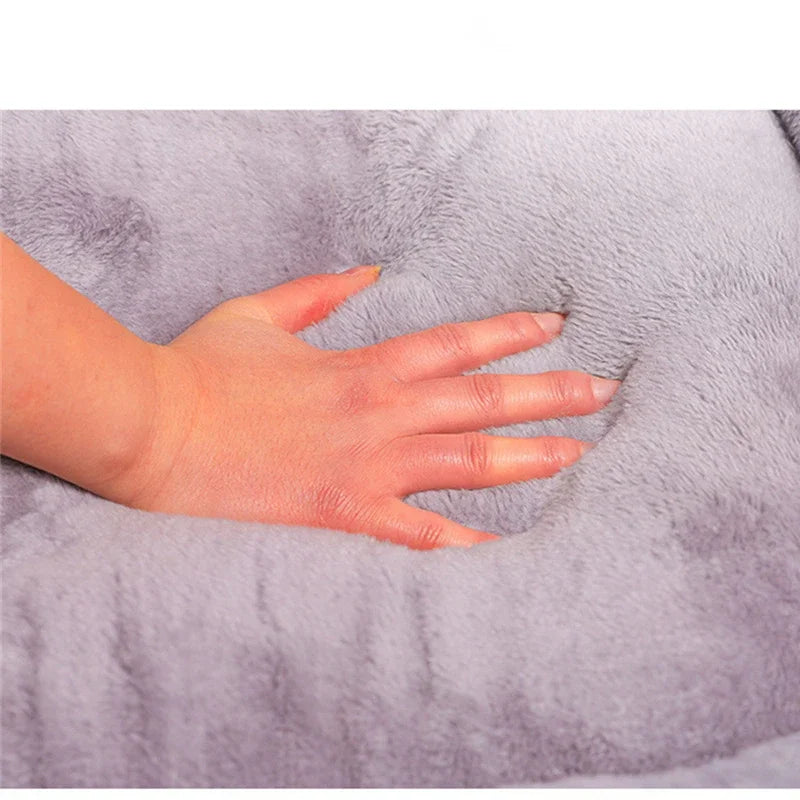 The CozyNest™: Sofá Cama Cuadrado de Anidación Suave